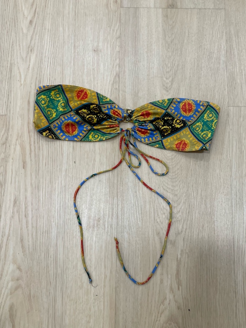 Sommer Swim festival strapless bikini top with keyhole center size Large